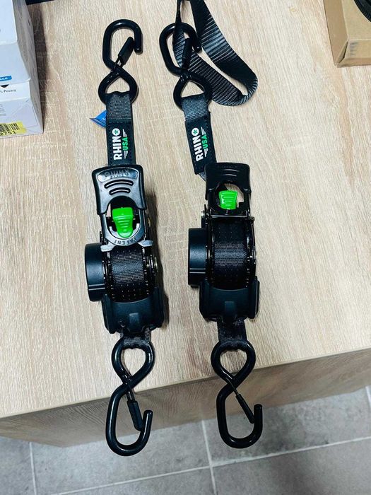 Chingi retractabile cu clichet Rhino USA 2”x10’ E-Track