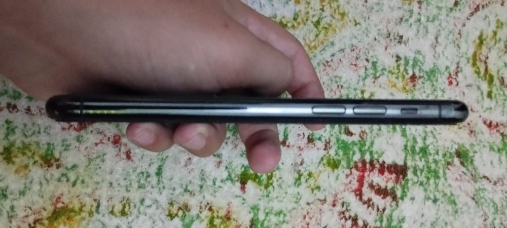 Продам iphone 11 pro