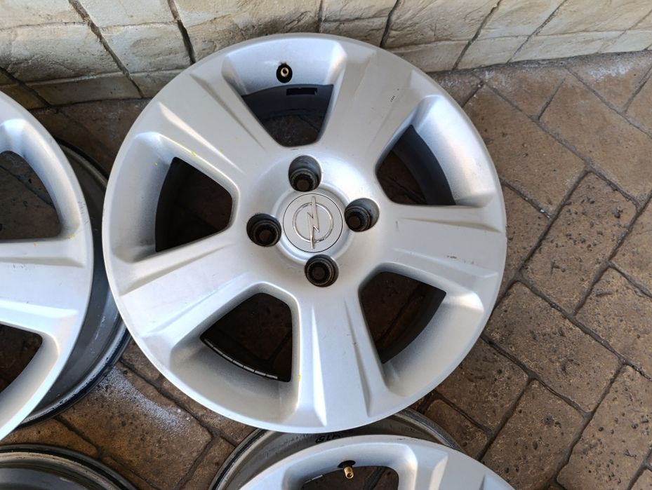 Алуминиеви джанти за Опел 4х100 15 цола Корса,Астра,Комбо