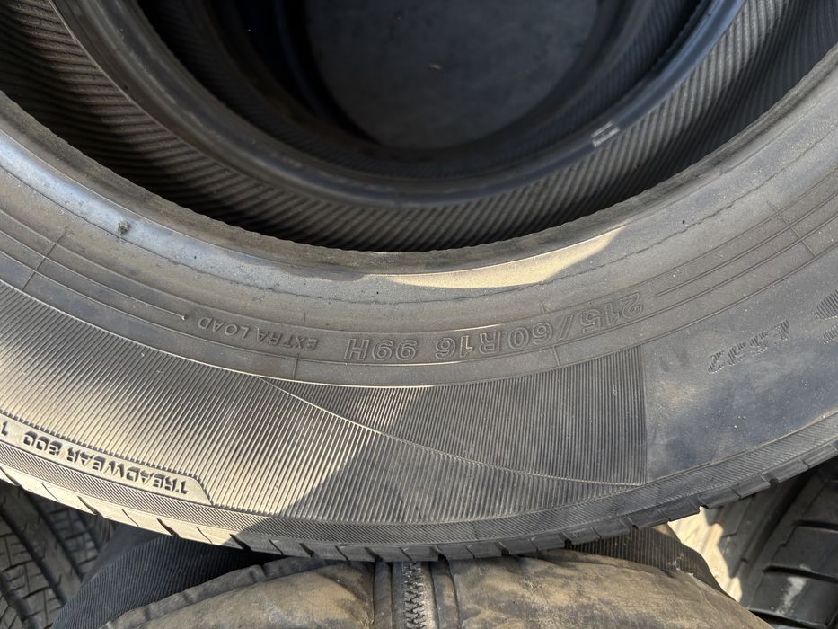 Шины 215/60R16 хорошем состояние