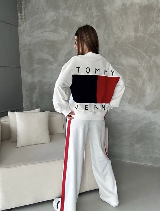 Дамски спортен екип Tommy Hilfiger от 3 части