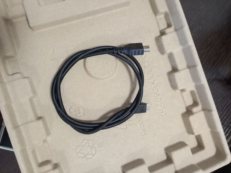 Монитор ASUS MB169CK