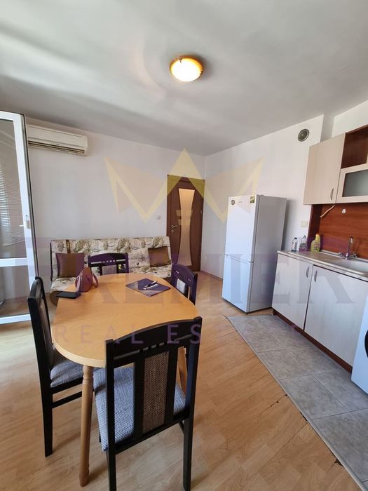 Дава се под наем Двустаен апартамент в Варна, Зимно кино Тракия - 48 кв.м за 433.5 € - Снимка #1