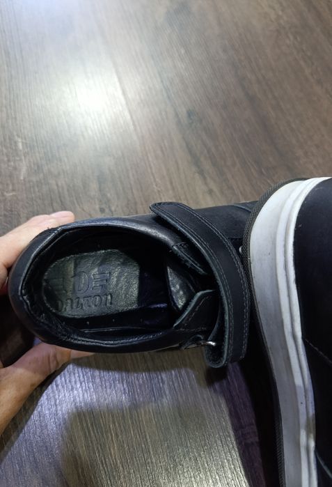 Туфли на мальчика.