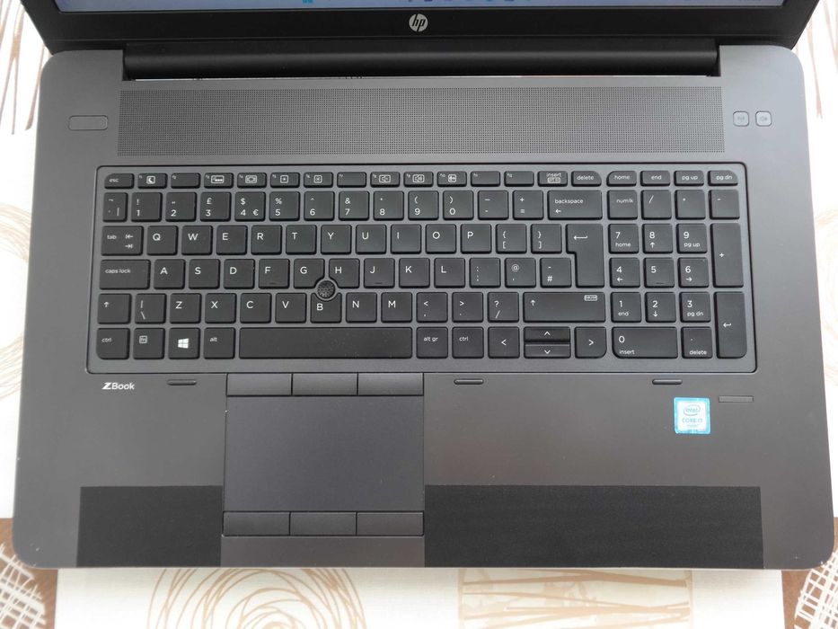 Геймарски Лаптоп HP ZBook 17 G3 17.3" i7-6700HQ 2.60GHz/RAM 16GB/Win11