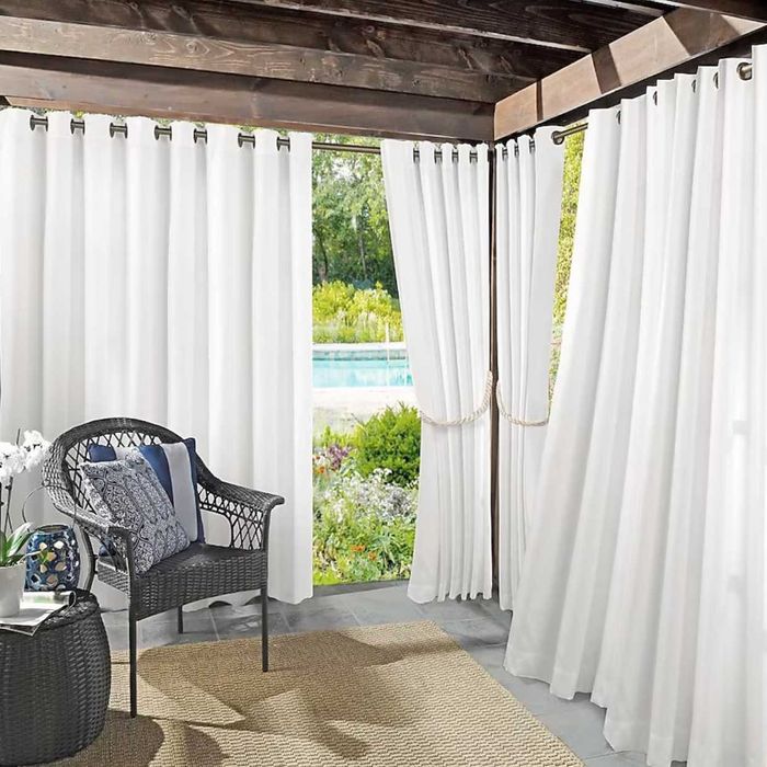 LA COMANDA: Draperii, perdele exterior, Perne mobilier, Huse protectie