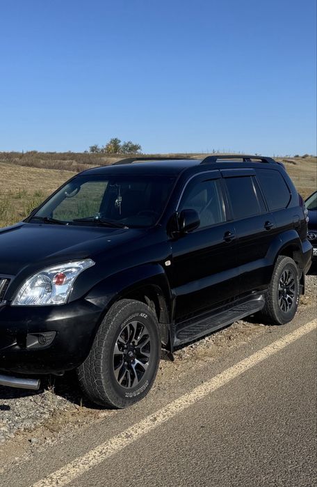 Продам комплект летьних резин с дисками