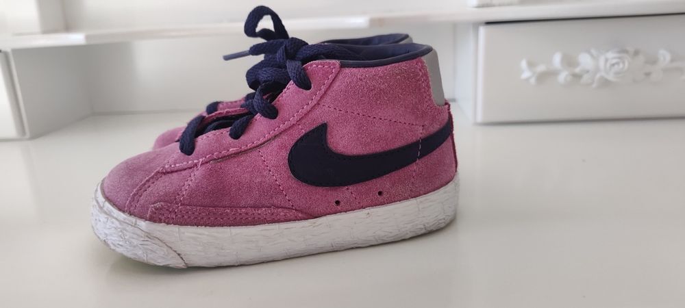Teniși înalți Nike 24