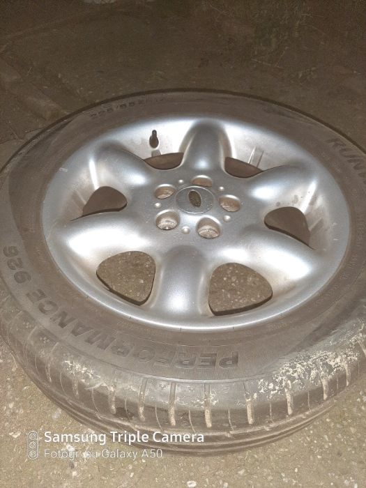 Roti cu janta aluminiu si cauciucuri de vara land rover de 17