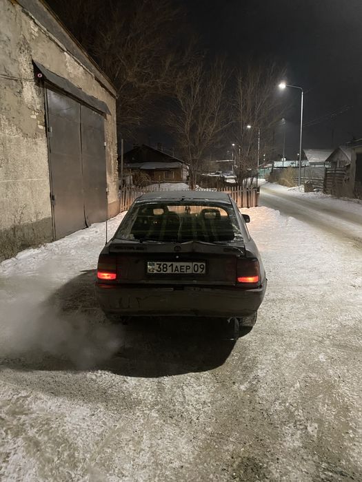 Опель вектра 2Л инжектор