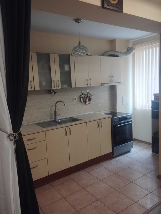 Продава се Двустаен апартамент в Бургас, Сарафово - 64 кв.м за 1875 €/кв.м - Снимка #3