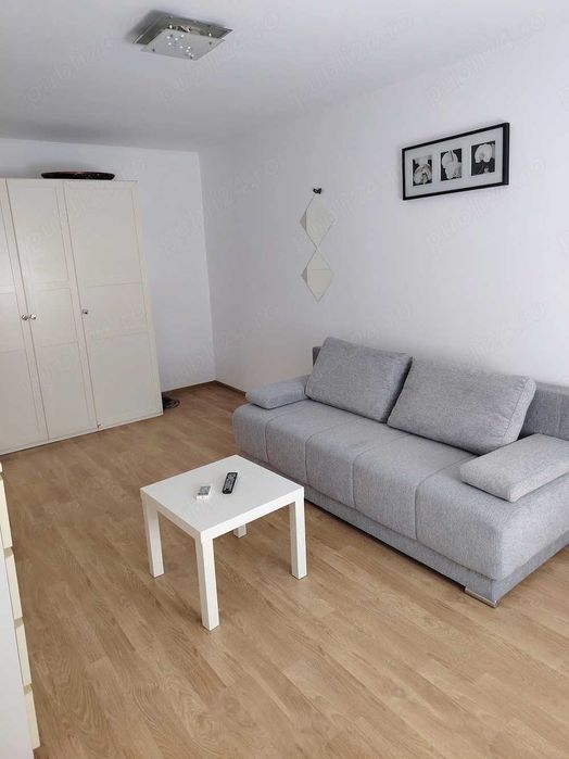 Se inchiriaza apartament