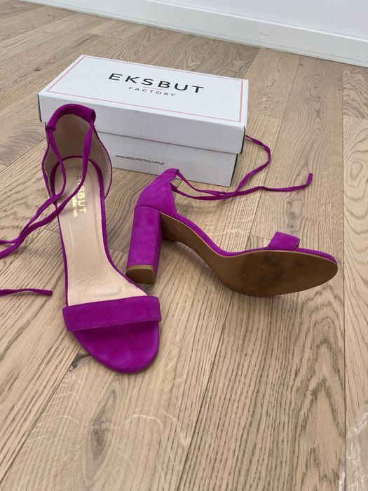 Sandale fucsia, piele intoarsa Eksbut