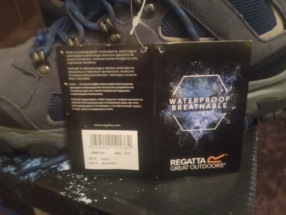 Маратонки за планина те са много здрави и са много одбни те са 42номер