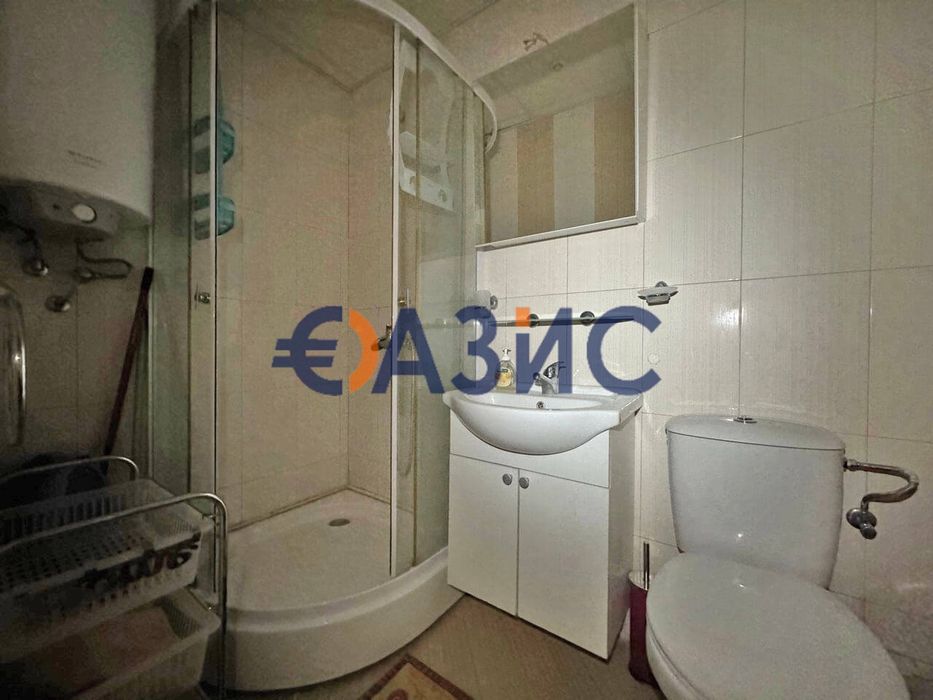 Продава се Двустаен апартамент в Свети Влас - 74 кв.м за 994 €/кв.м - Снимка #8