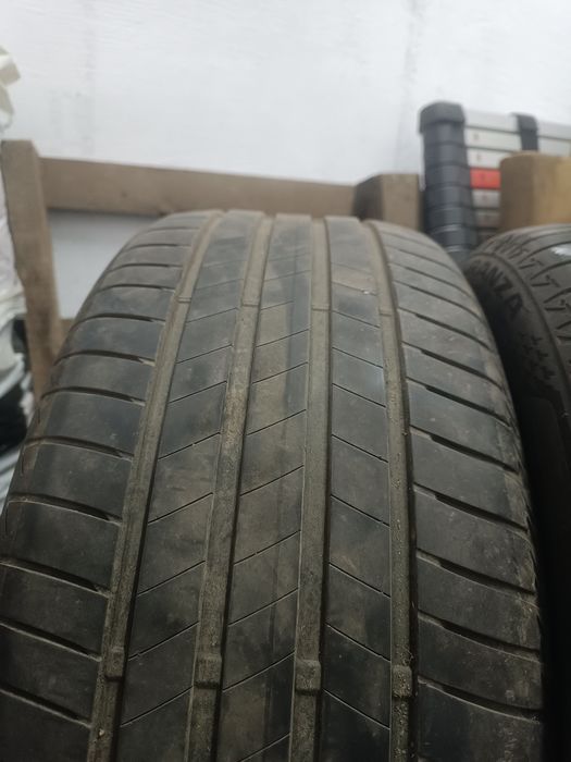 245/45/19 летни в перфектно състояние