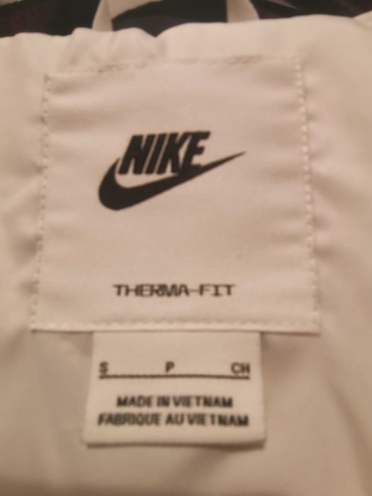 дамска шуба Nike