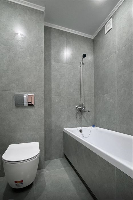 Продается 2 ком.квартира район Гор.парка
