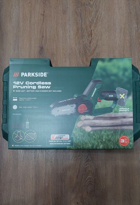 Ferăstrău cu acumulator 20V