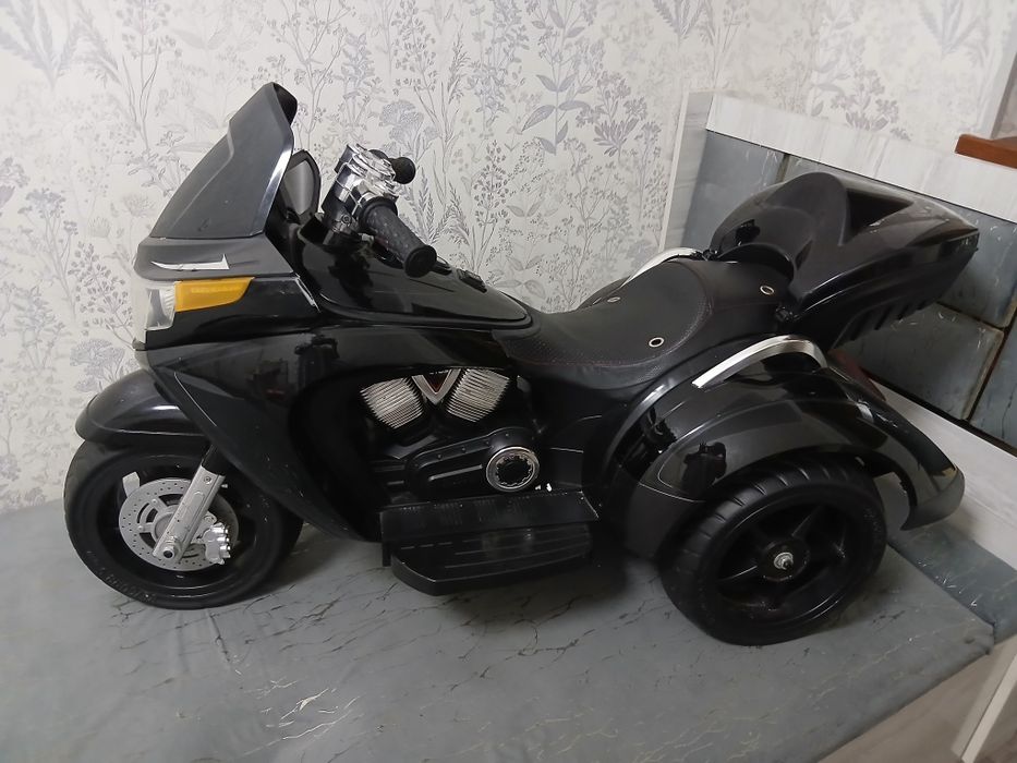 Motosikl sotiladi.