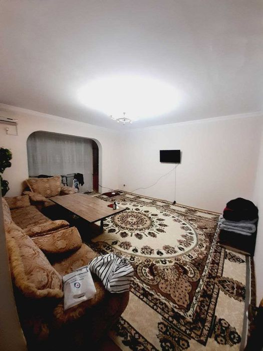 Сдам аренду. 2 ком квартиру на Шастри кафе у Бабушки.У