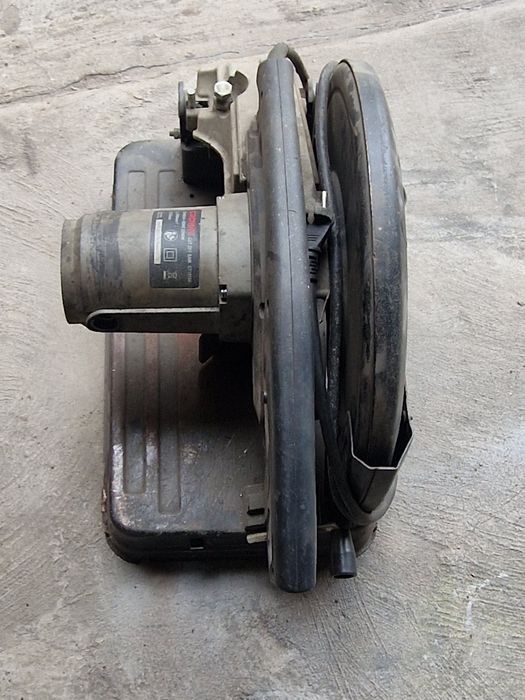 Торцевая пила CROWN CT15194