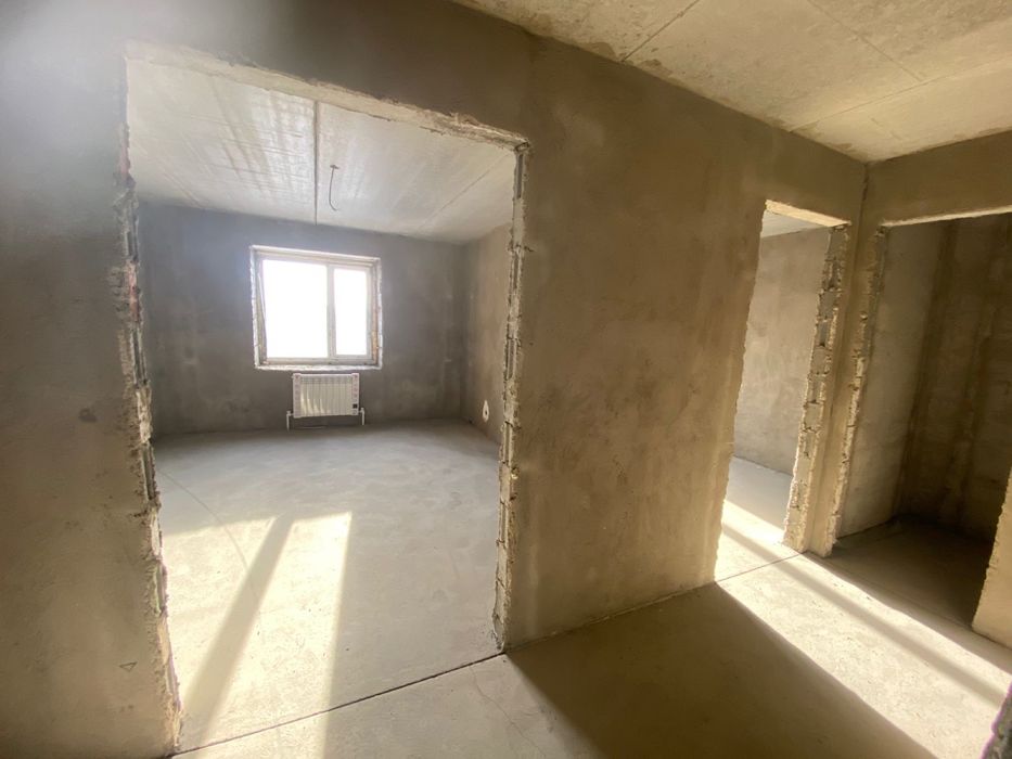 Продам 2-ком кв на Алтын орда