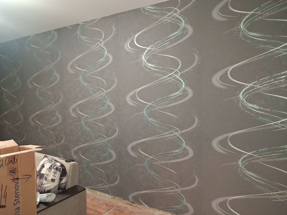 Поклейка обоев качествено, окуратно ,любой сложности . Демонтаж старых