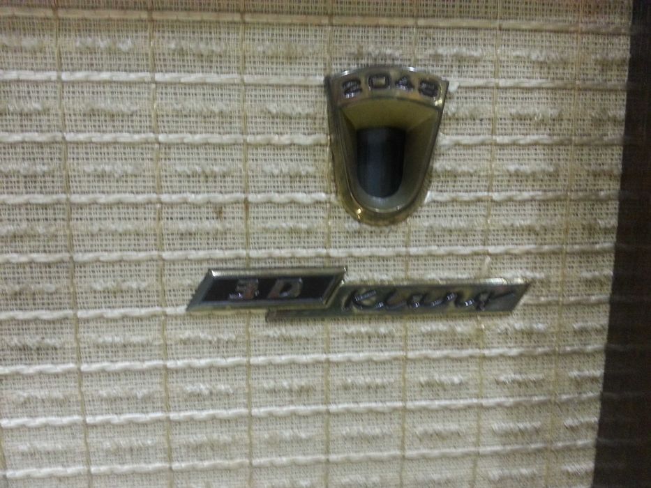 Старо  лампово радио GRUINDIG .