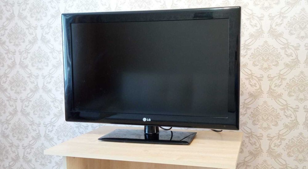 Продам телевизор LG