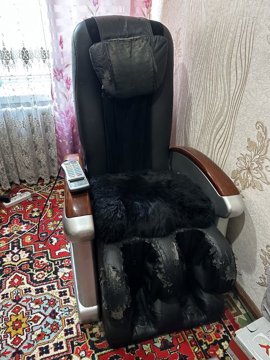 Продам массажное кресло