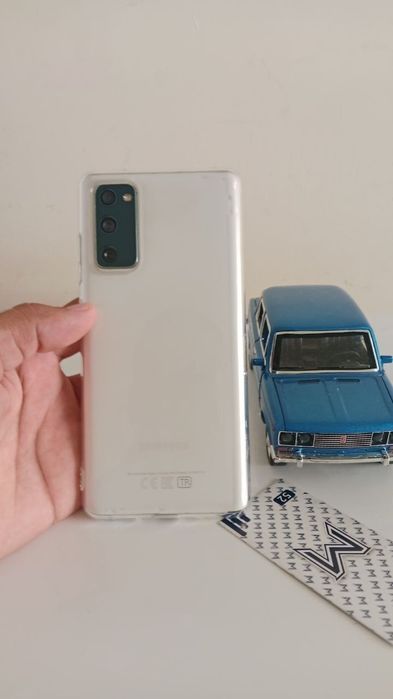 Samsung s20 fe tiniq