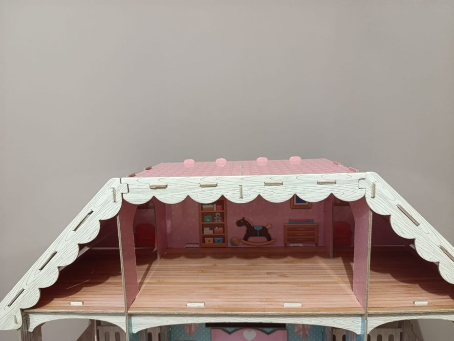 Căsuța Maia pentru păpuși