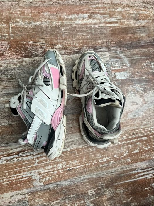 Balenciaga tracks