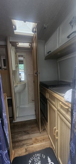 Rulota Elddis Broadway înmatriculat