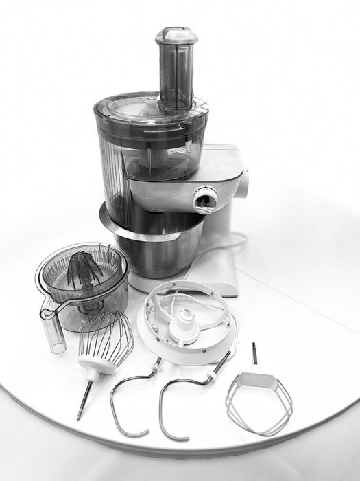 Кухонная машина Bosch MUM5