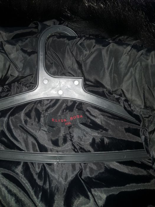 Продавам запазени дамски якета