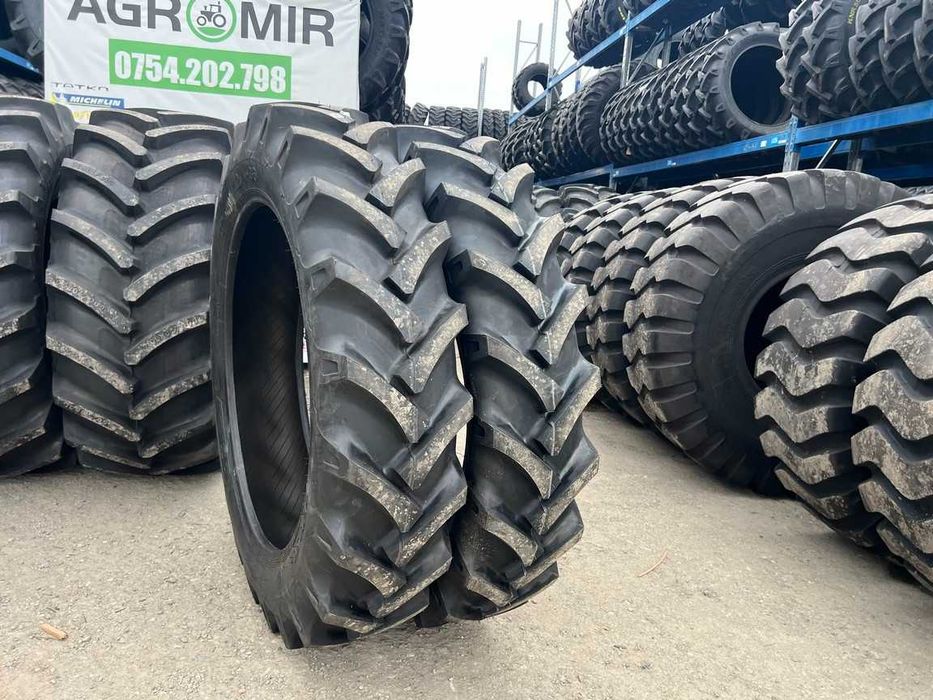 Anvelope noi 12.4-36 cu 8 pliuri pentru tractor spate