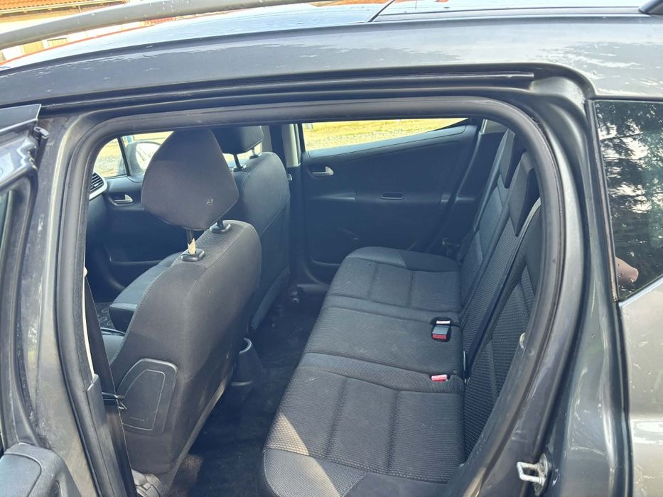 Peugeot 207 sw 2010