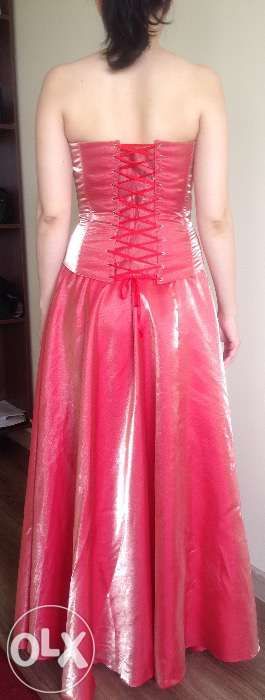 Платье вечернее