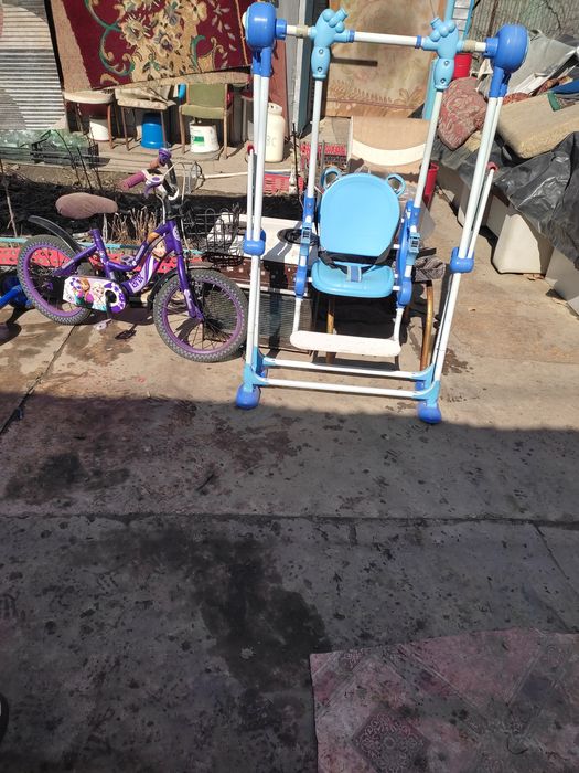 Продам детские качели