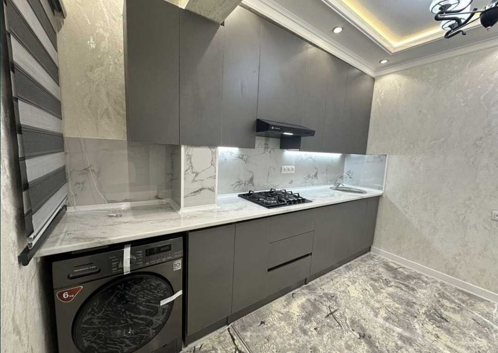 ~Метро Чиланзар~Французская планировка,42м², зал 6х5, евро+меб и тех~