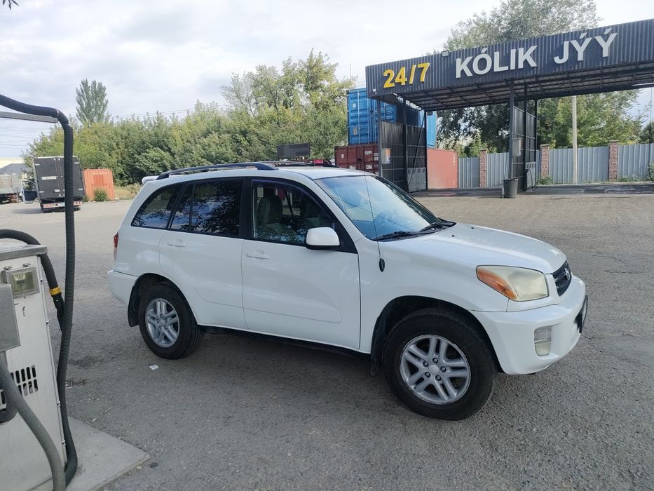 Тойота Рав4 продам