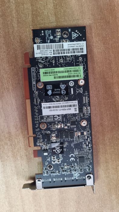 Placa Video Profesionala AMD Radeon Pro WX 3200 4GB GDDR5 128 de biti