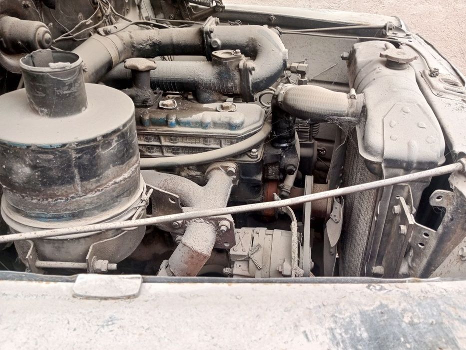 53 mashinasi sotiladi