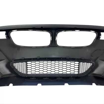 Pachet M BMW F30 M3 M Tech Bara Fata Spate Praguri Complet