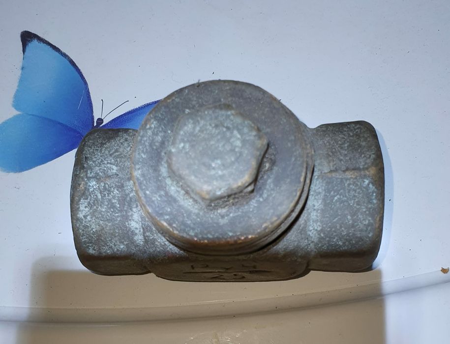 Тройник, обратный клапан, вентиль