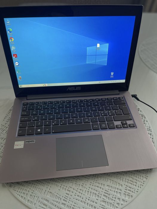 Laptop ASUS U38N touchscreen