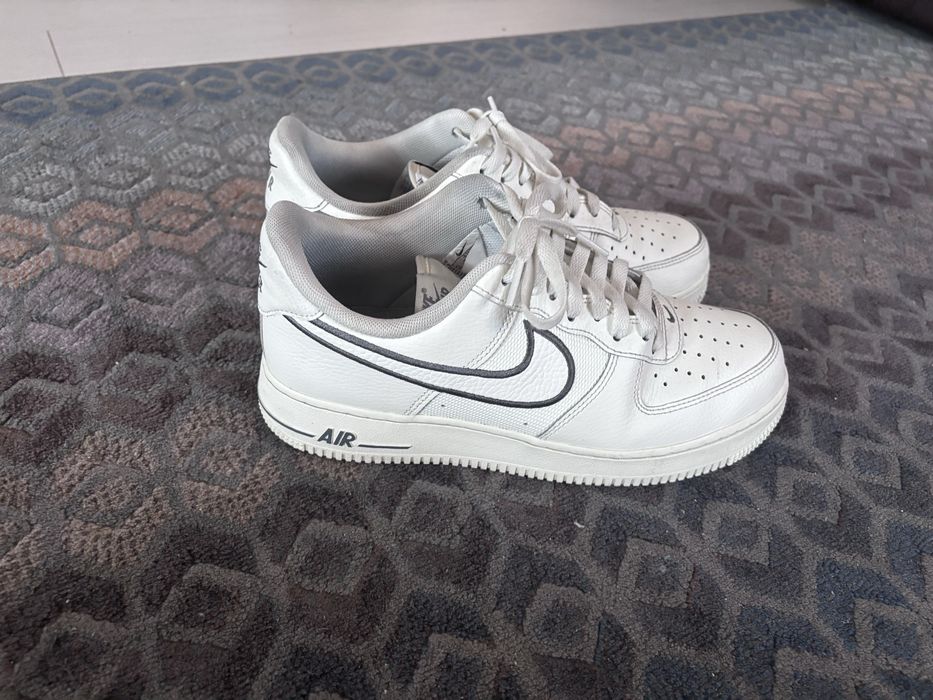 Vand air force 1 ,alb-bej,aproape noi!