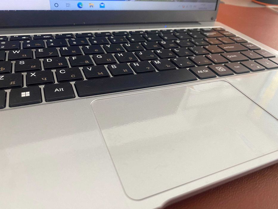 ноутбук Neyro i5